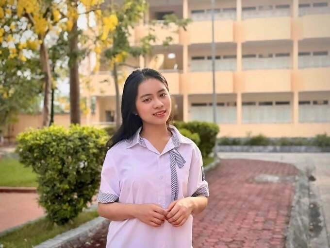 Nữ sinh lớp 11 đạt điểm SAT tuyệt đối sau ba lần thi