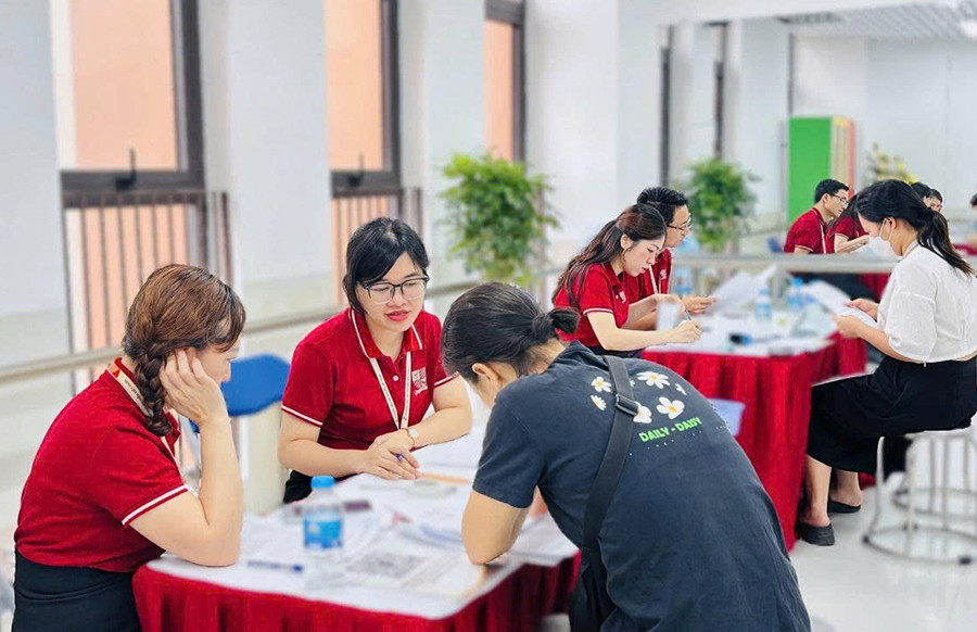 Hỗ trợ tối đa cho phụ huynh trong tuyển sinh đầu cấp