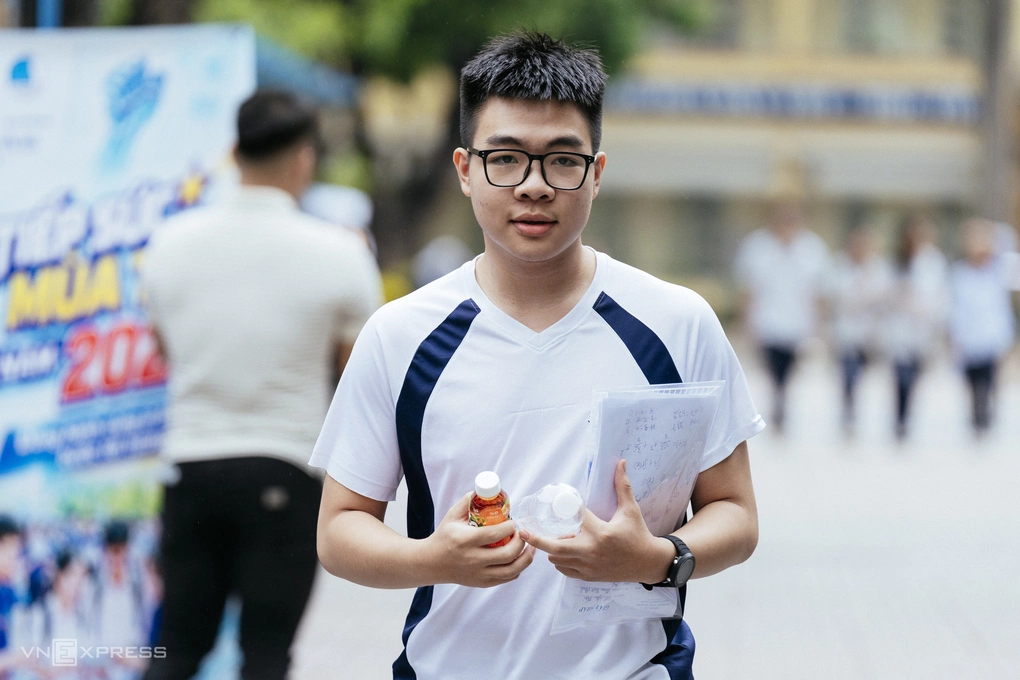Hai thí sinh tự do là thủ khoa toàn quốc