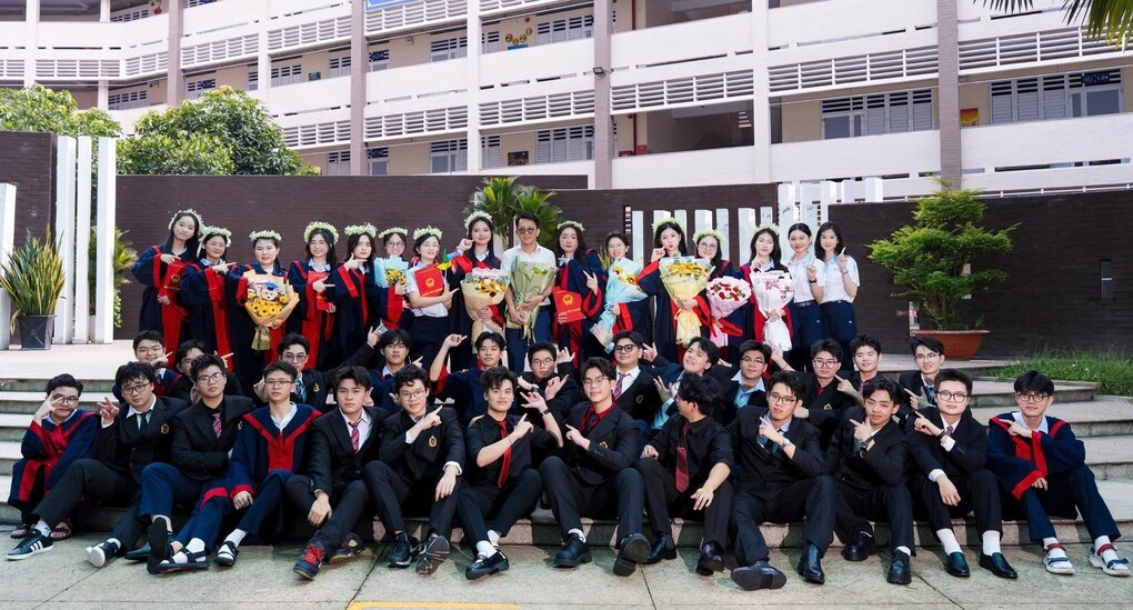 Hai lớp có 100% học sinh đỗ trường Y